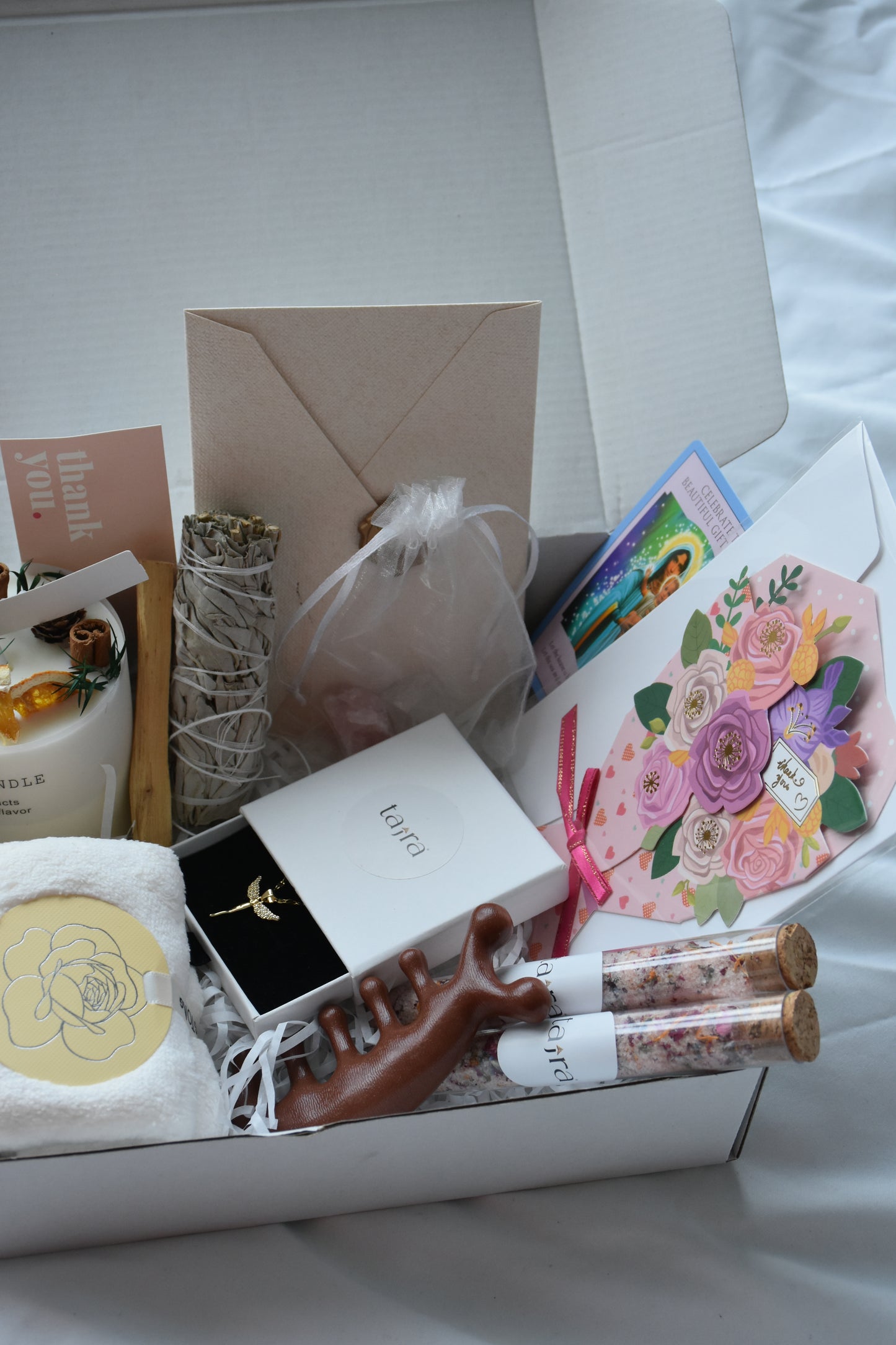 Mothers Day gift Box 🌙