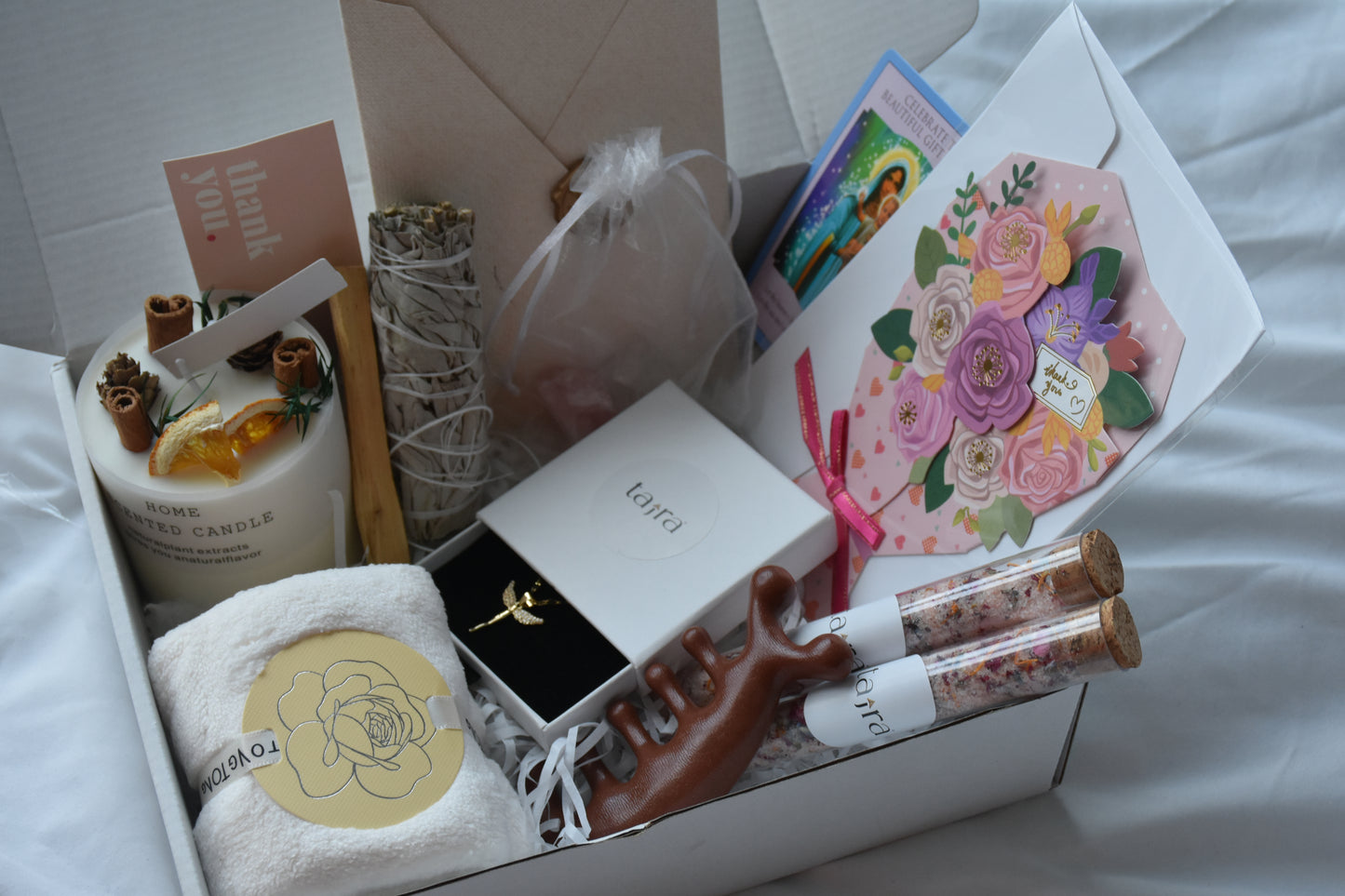 Mothers Day gift Box 🌙